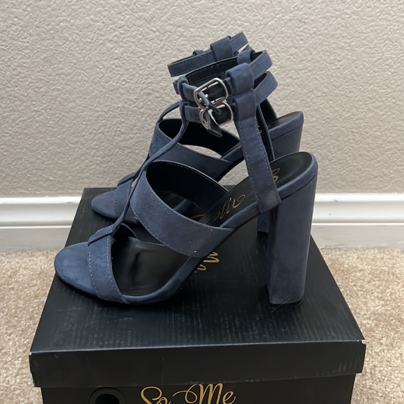 So Me Heels Size 9 Blue - Picture 4 of 5